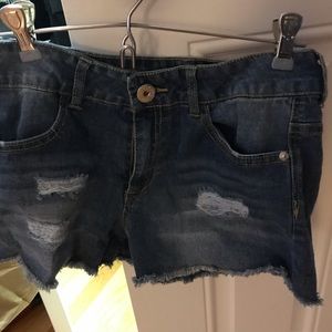Ripped denim jean shorts